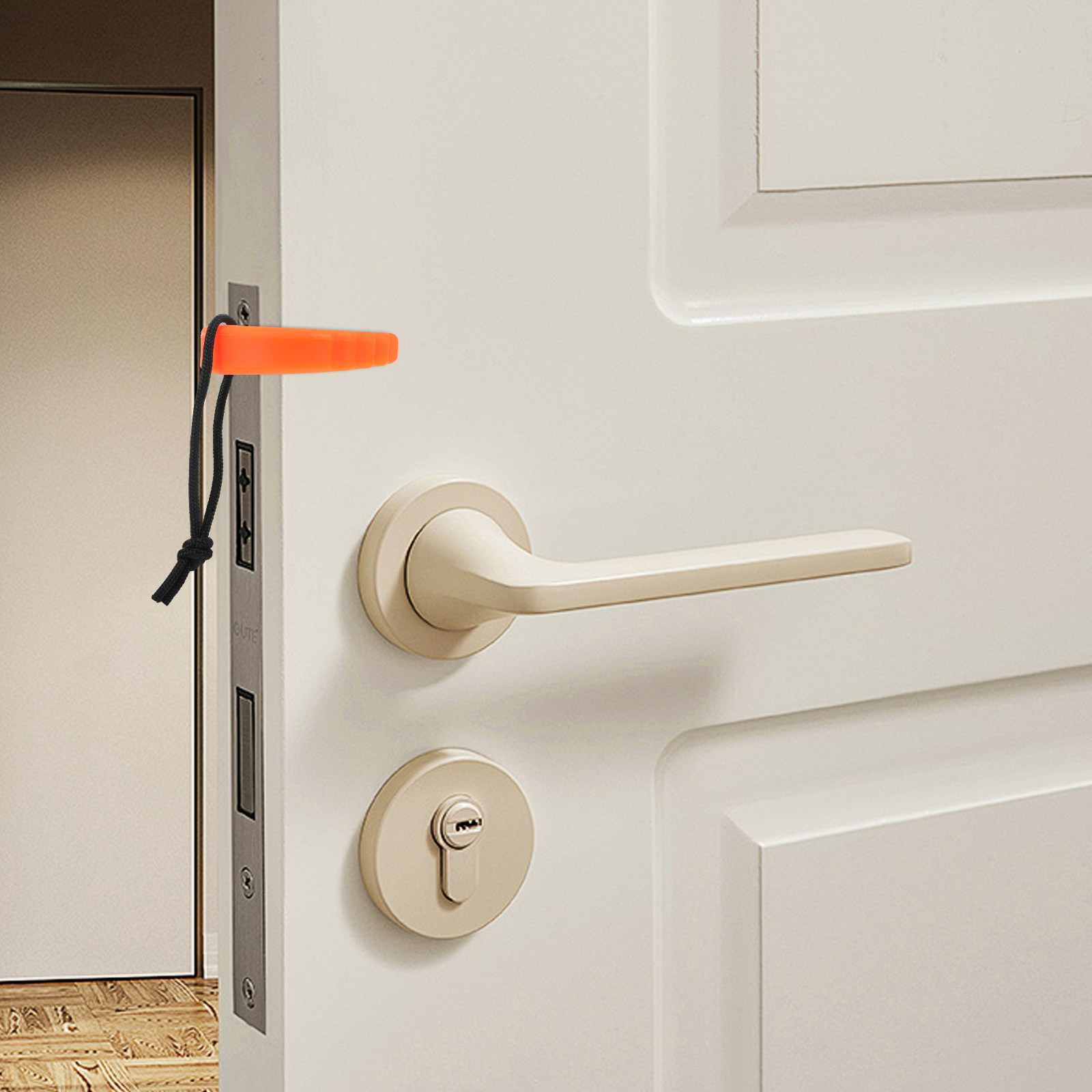 مانع باب محمول على شكل حرف C ل - مراجعة Door Stop Alarm وسعره